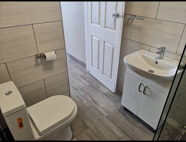 1 BEDROOM APARTMENT TO LET IN SCOTTSVILLE